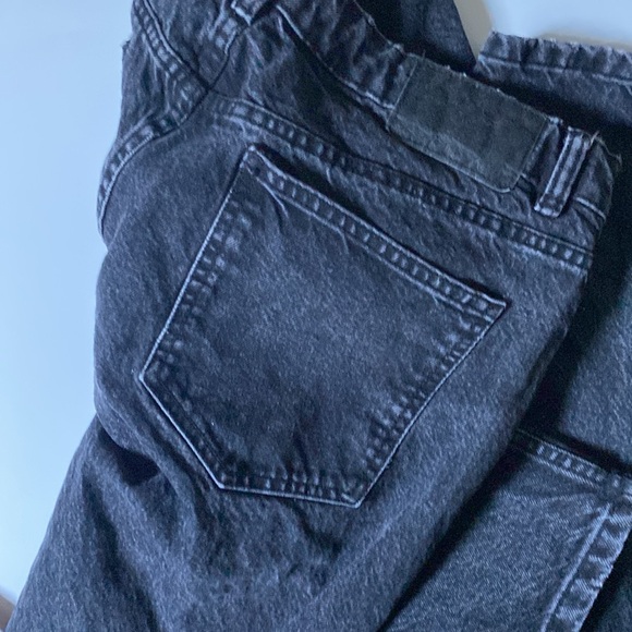 Zara blacked wash jeans for women straight leg - Picture 4 of 8